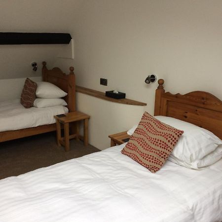 Burcott Mill Guesthouse Wells Zewnętrze zdjęcie